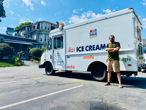 Alizzs-ice-cream-truck-story-catering-for-events-in-Boston